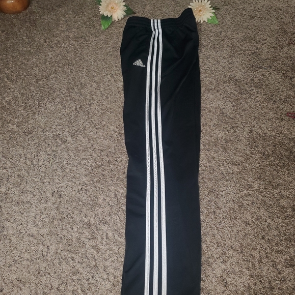 Adidas Pants good condition color Black WHITH stripes color white - Picture 5 of 6